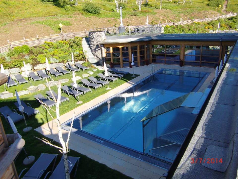 Aussenpool Mountain Resort Feuerberg