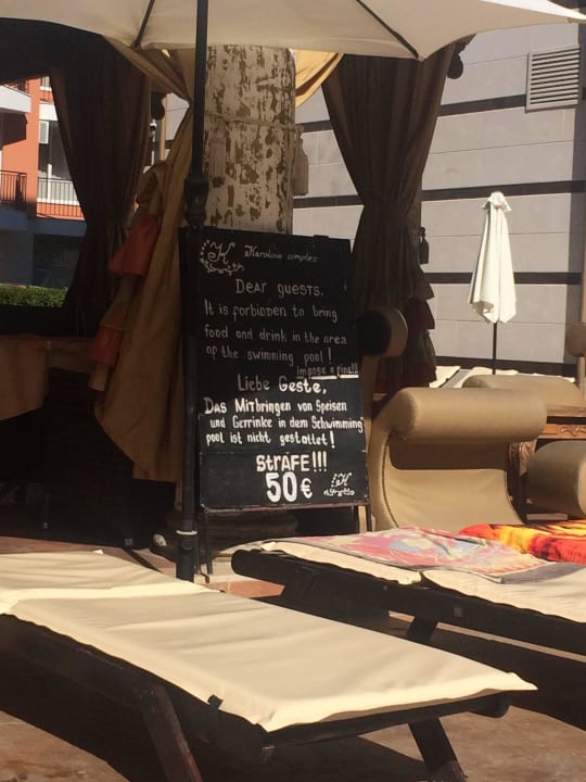 Schild Karolina Hotel