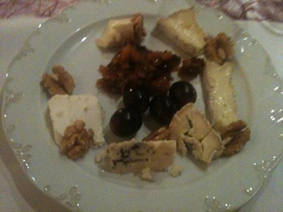 Nchtisch Käsevariation mit Früchten Mühl Vital Resort