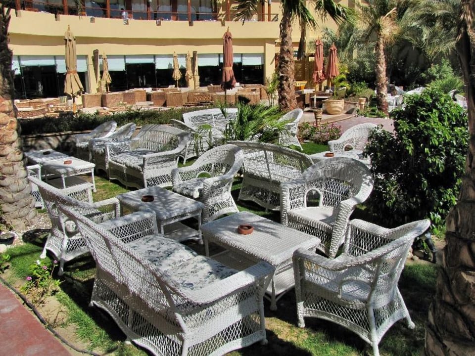 Relaxen vor / nach dem Essen Amwaj Beach Club Abu Soma Resort