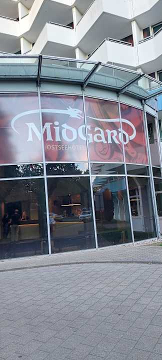 Außenansicht Ostseehotel Midgard in Damp