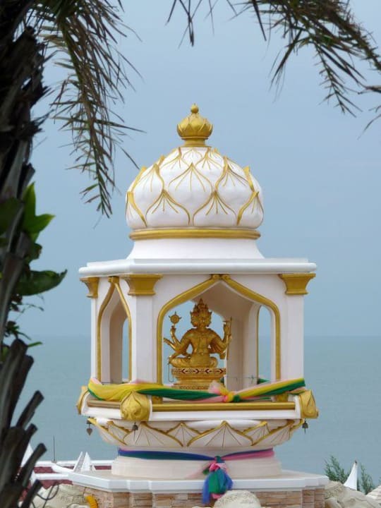 Die vierköpfige Göttin im Opferschrein Hotel Grand Pacific Sovereign Resort & Spa