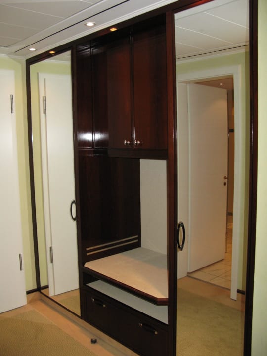 Großer Schrank Parkhotel Bremen – ein Mitglied der Hommage Luxury Hotels Collection