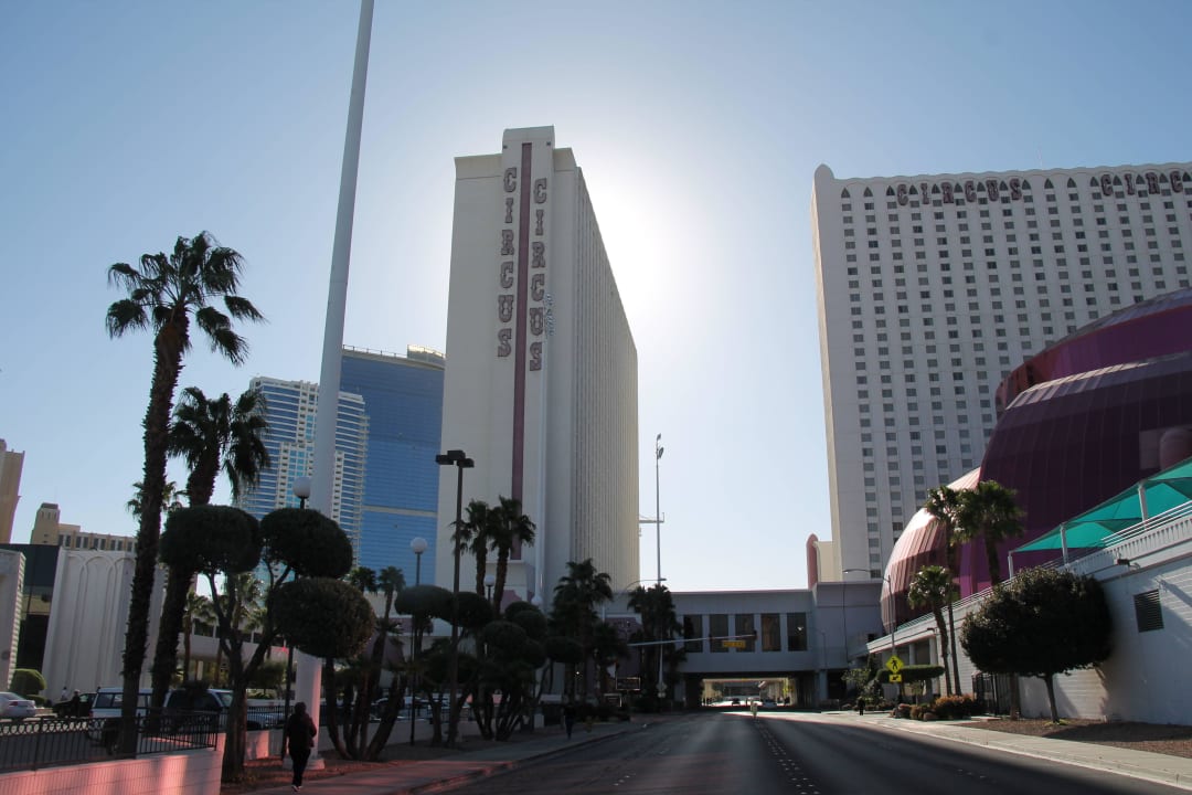 Frontansicht Hotel Circus Circus