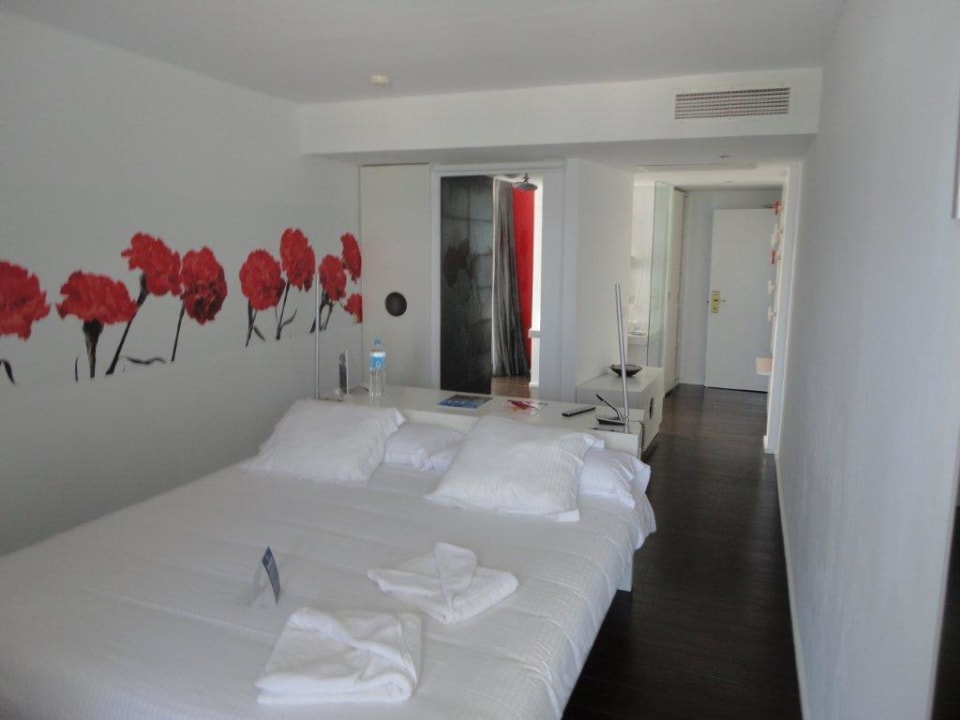 Sypialnia Iberostar Waves Bahia de Palma