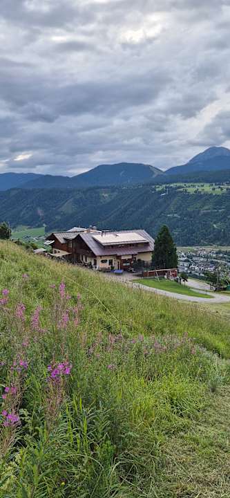 Außenansicht Posers Bergwelt