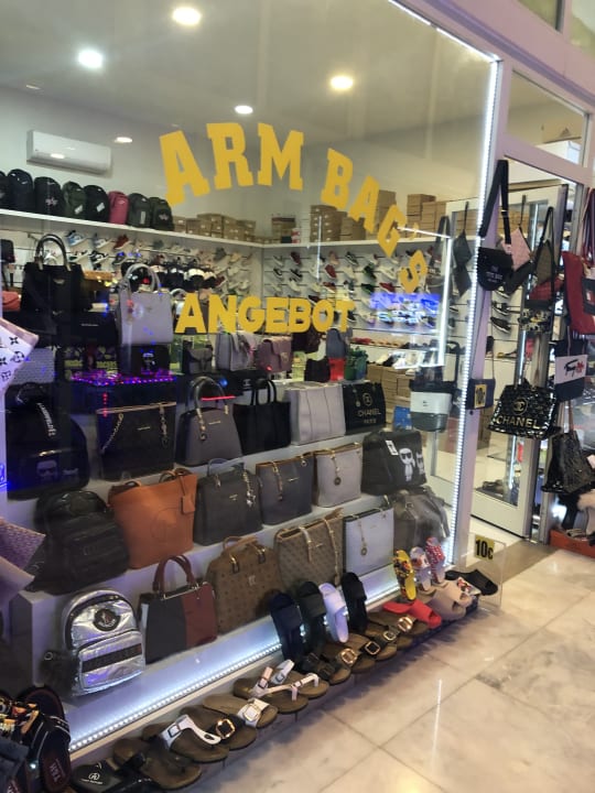 Sport & Freizeit Well Palace Side