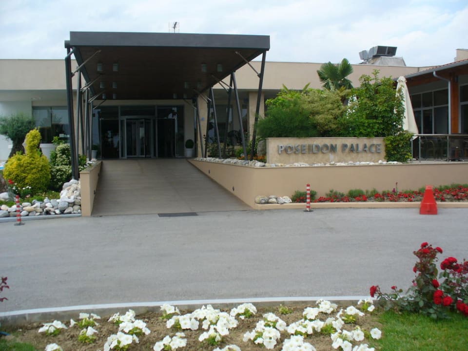Eingang alltoura Club Hotel Poseidon Palace
