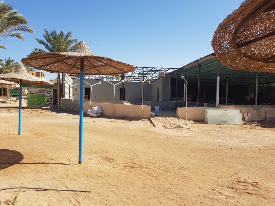 Strand Mirage Bay Resort & Aqua Park