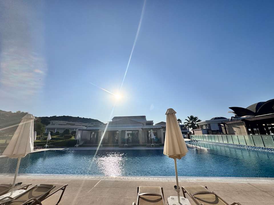 Pool La Marquise Luxury Resort Complex