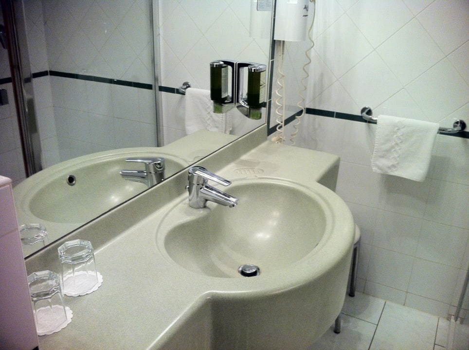 Badezimmer/Waschbecken Hotel Nationalpark