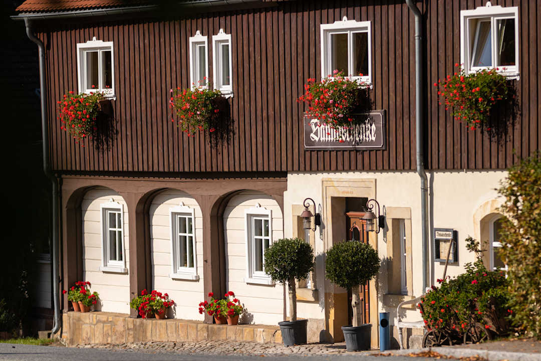 Außenansicht Gasthof & Hotel Dammschenke