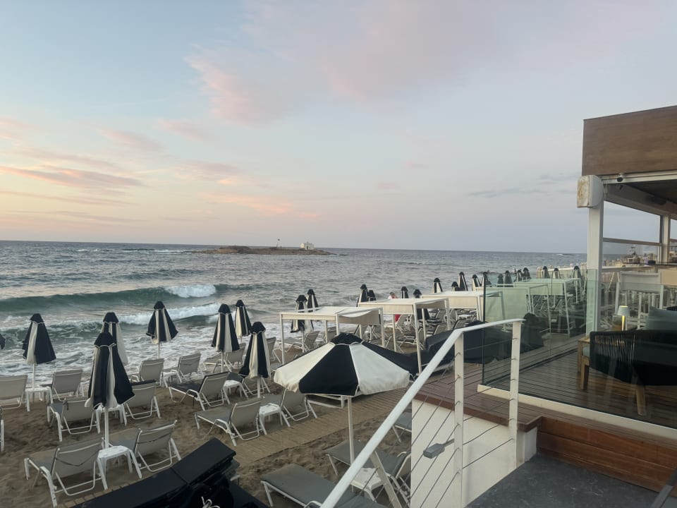 Strand Enorme Ammos Beach Resort