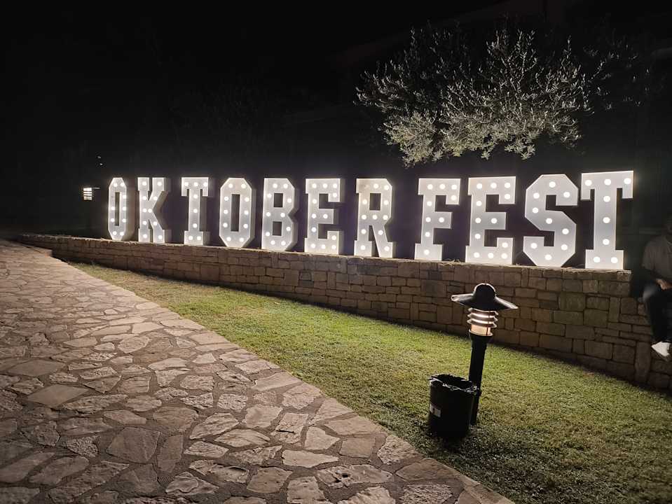 Außenansicht Melas Resort Hotel