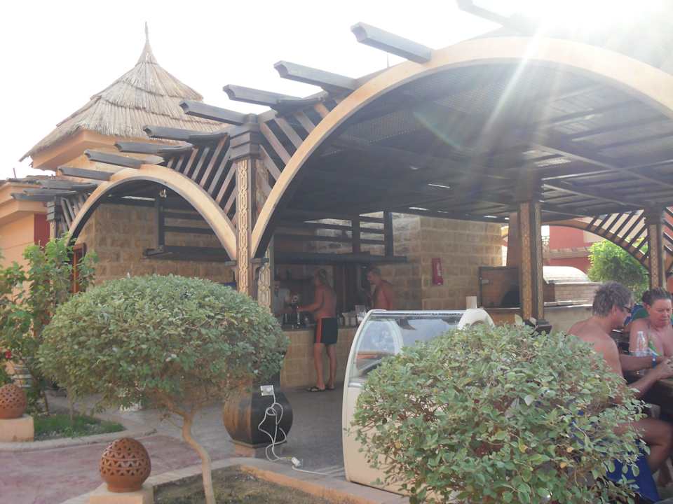 Bar am 400er Pool Pickalbatros Alf Leila Wa Leila Resort - Neverland Hurghada
