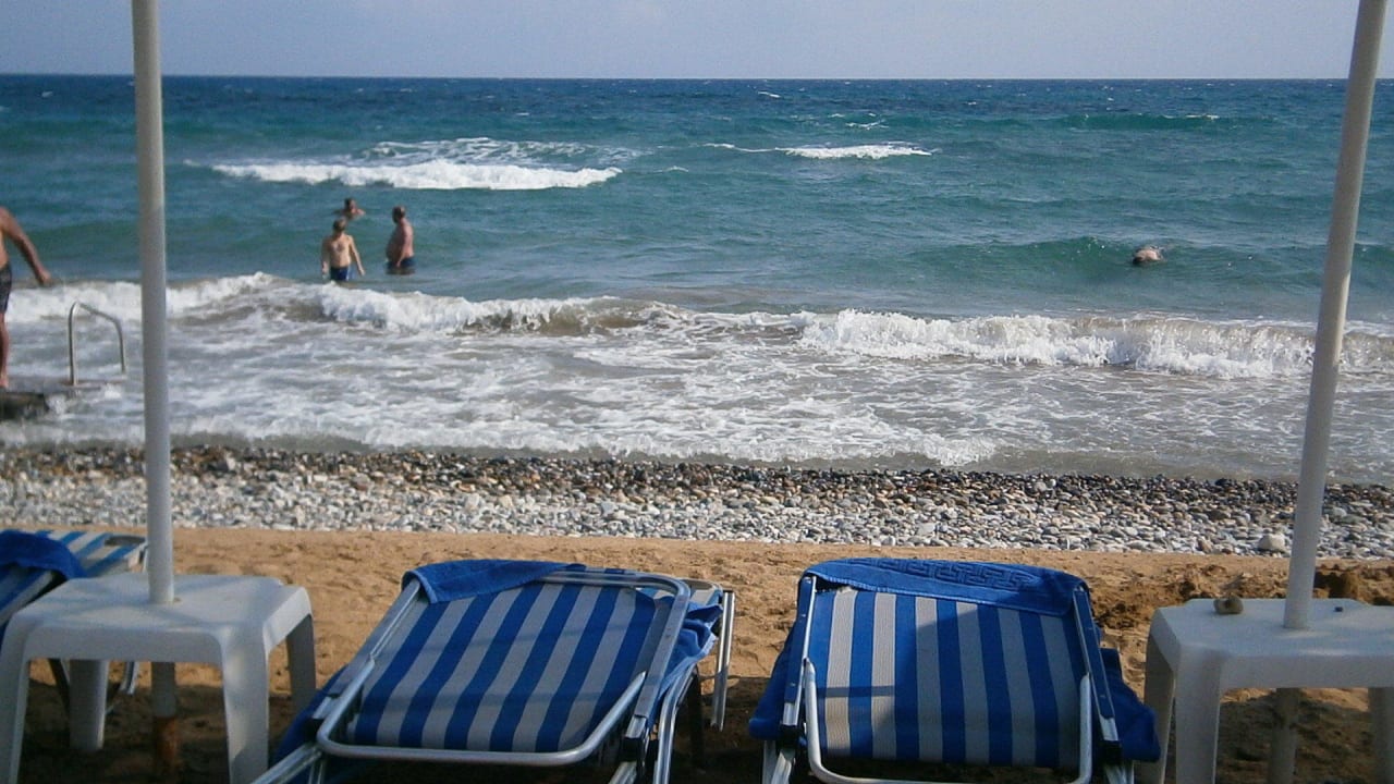 Strand Hydramis Palace Beach Resort