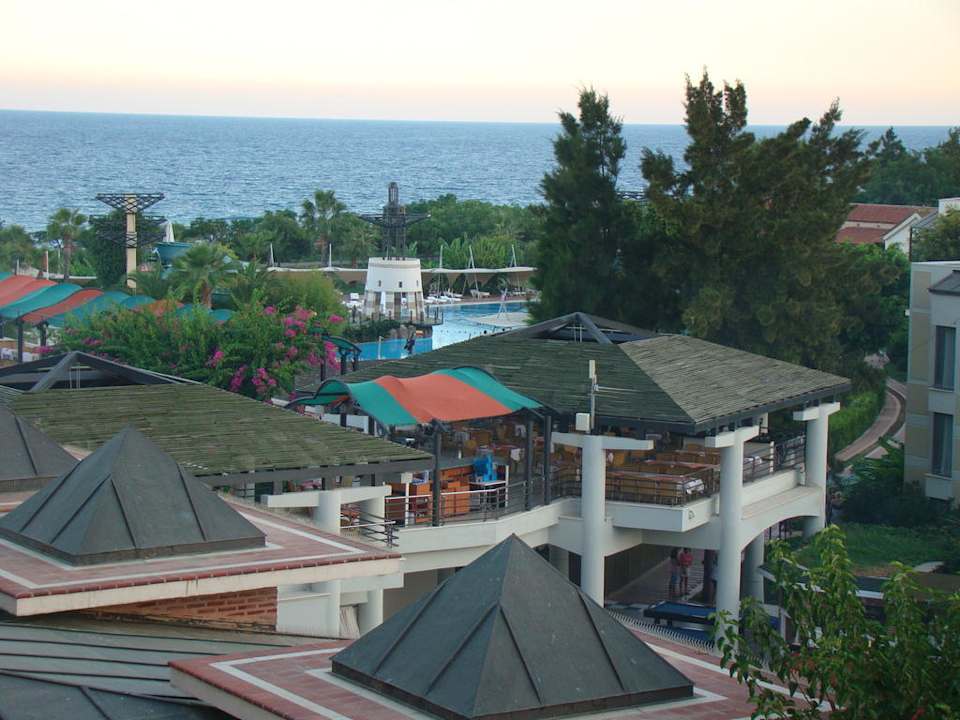 Вид с балкона Limak Limra Hotel & Resort
