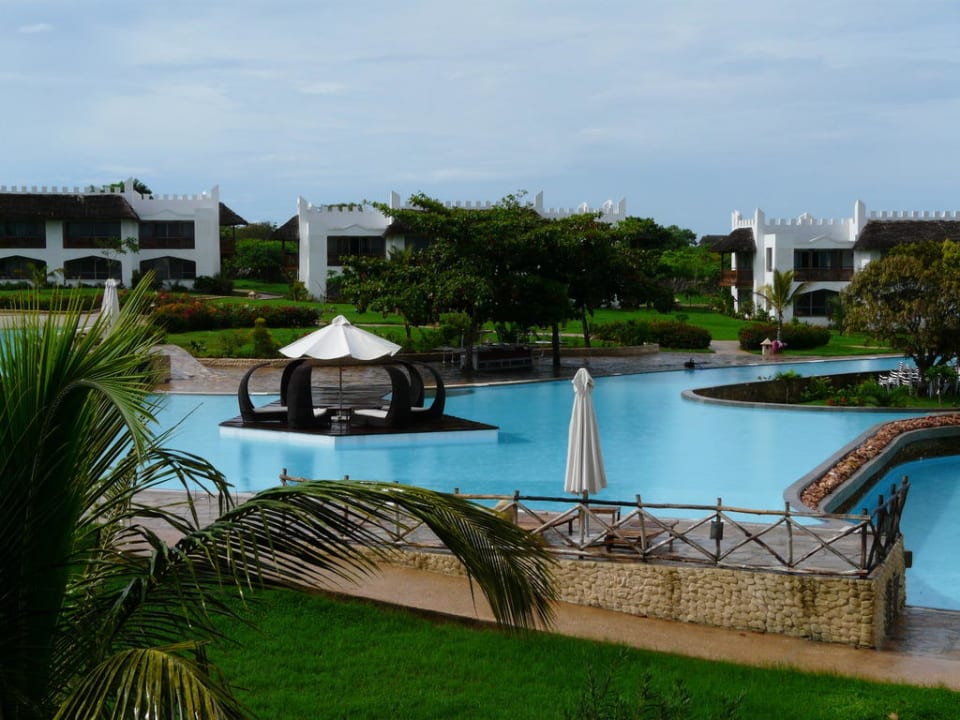 Mittlerer Pool Royal Zanzibar Beach Resort