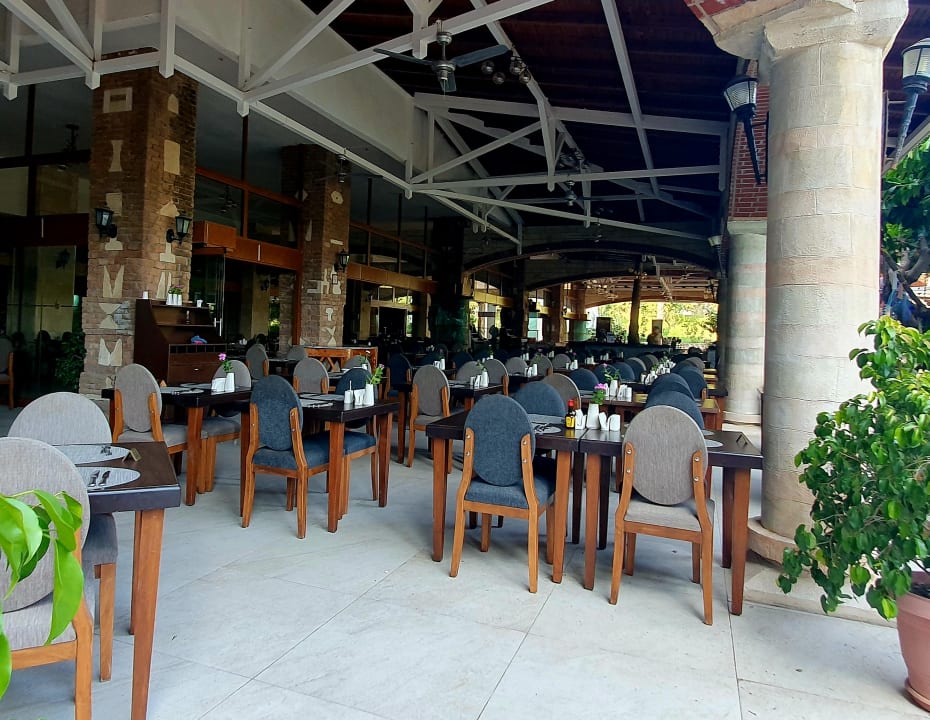 Gastro Hotel Defne Garden