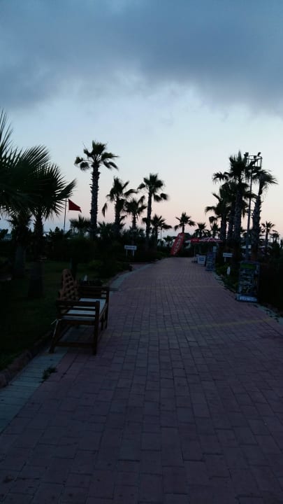Am Abend  Eftalia Aqua Resort