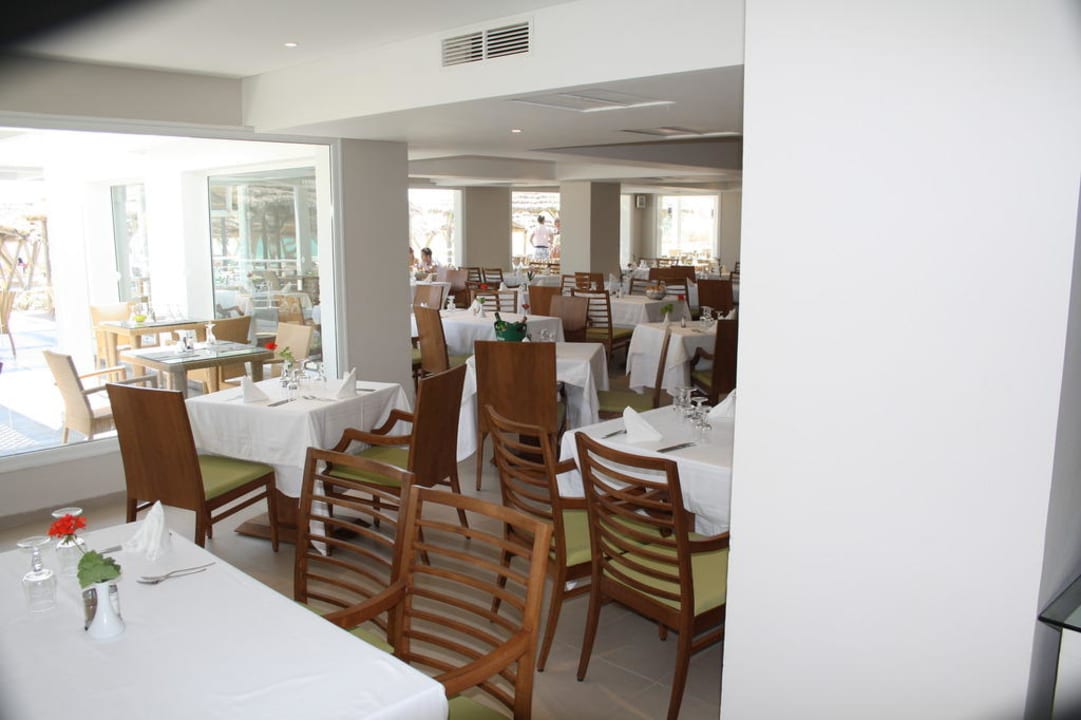 Neues Strandrestaurant The Orangers Beach Resort and Bungalows