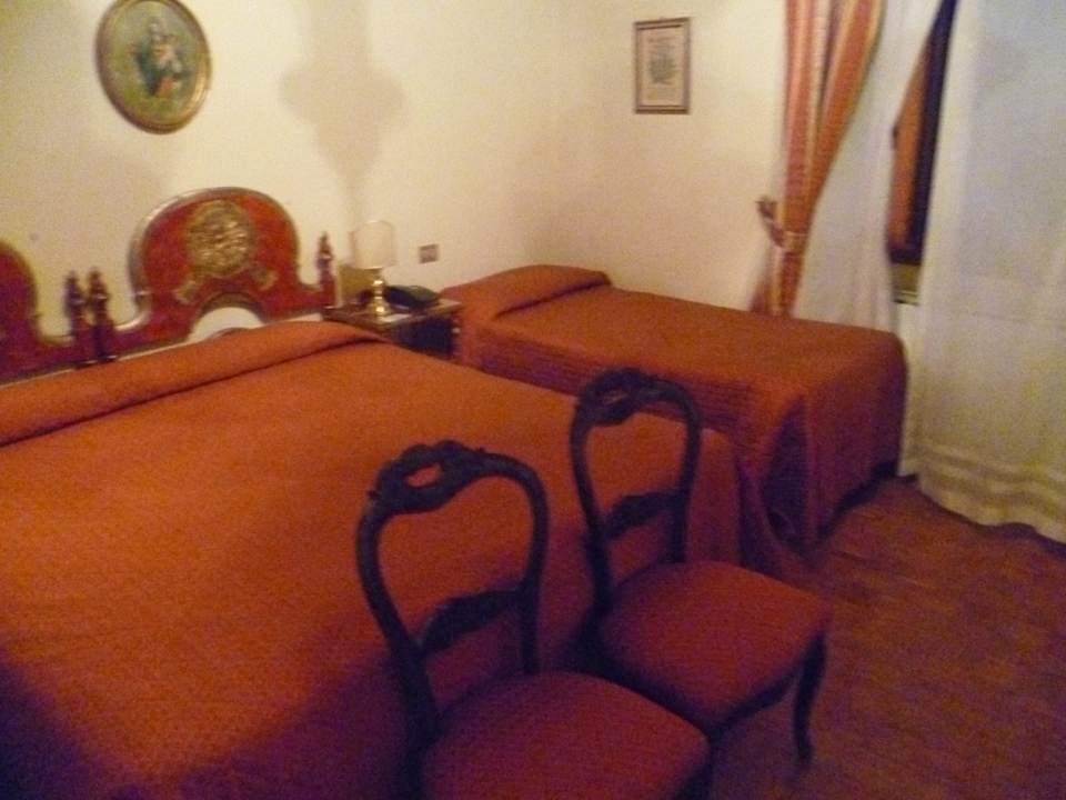 Die Zimmer Villa Le Rondini
