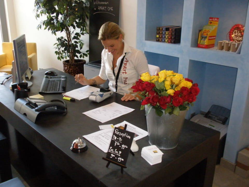 Rezeption Hotel Apart One