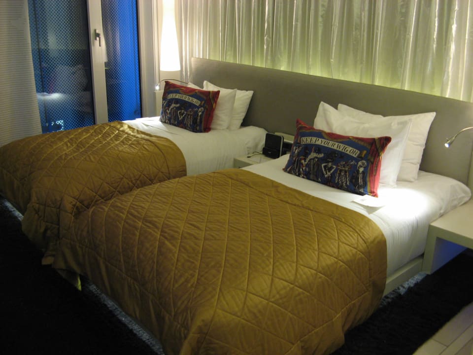 Zimmer W London - Leicester Square