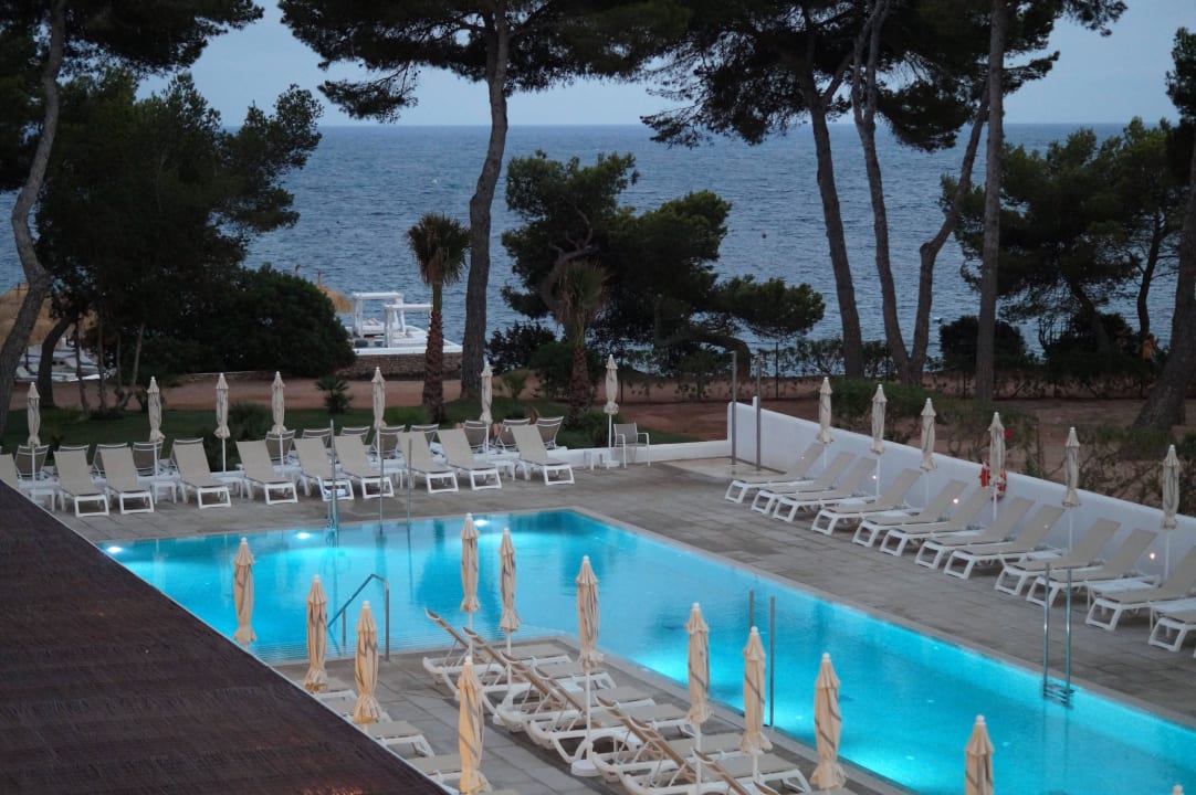 Pool zur Strandseite Iberostar Selection Santa Eulalia Ibiza