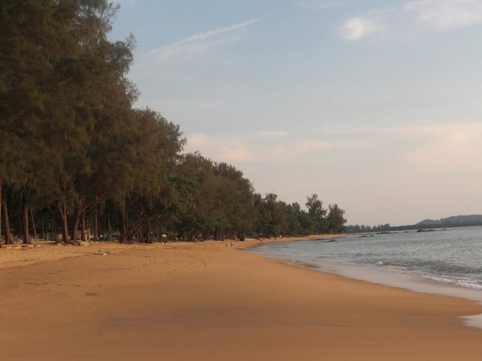 Sehr weitläufig The Briza Beach Resort Khaolak