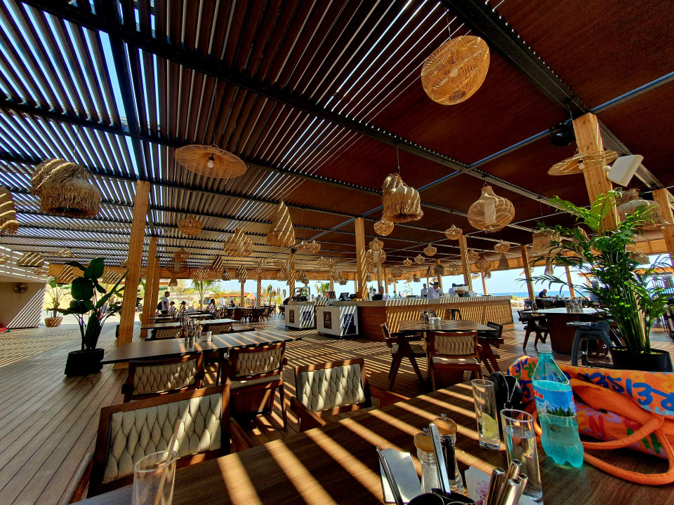 Gastro Jacaranda Luxury Resort