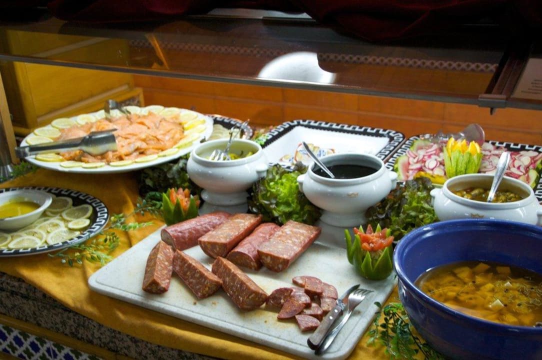 Buffet Iberostar Waves Cala Domingos