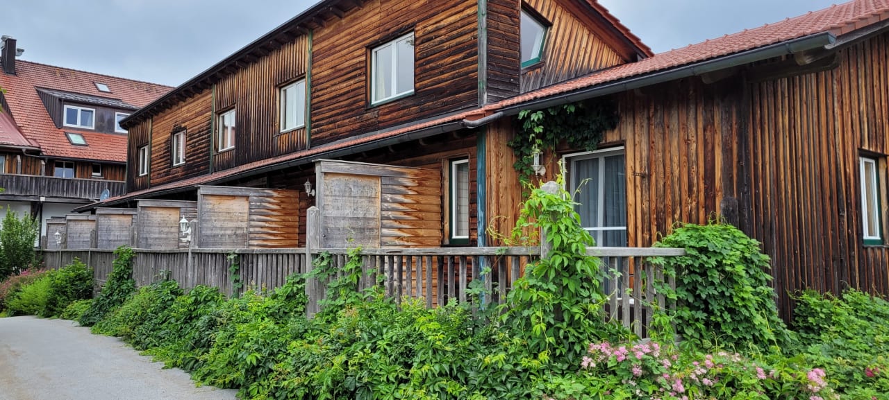 Außenansicht 1. Bier & Wohlfühlhotel Gut Riedelsbach