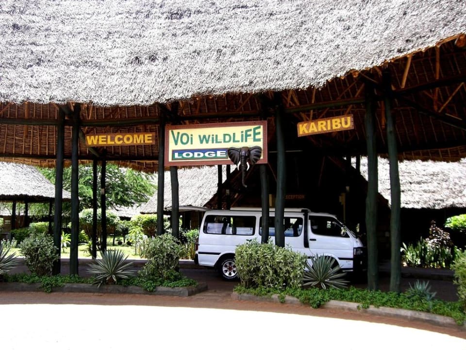 Lodge Voi Wildlife Lodge