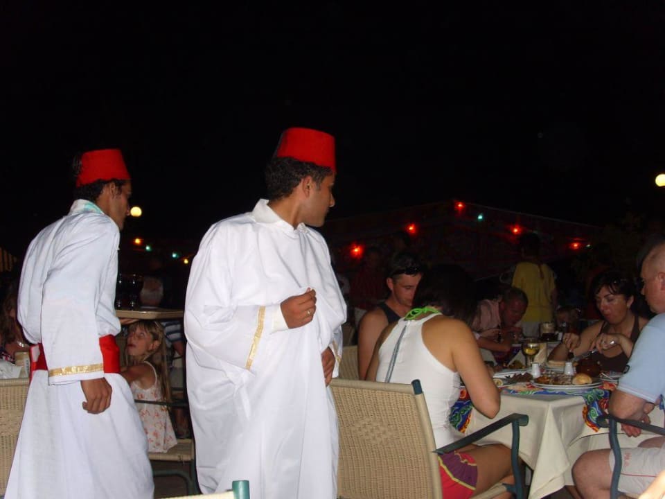 Bedienpersonal Serenity Alpha Beach