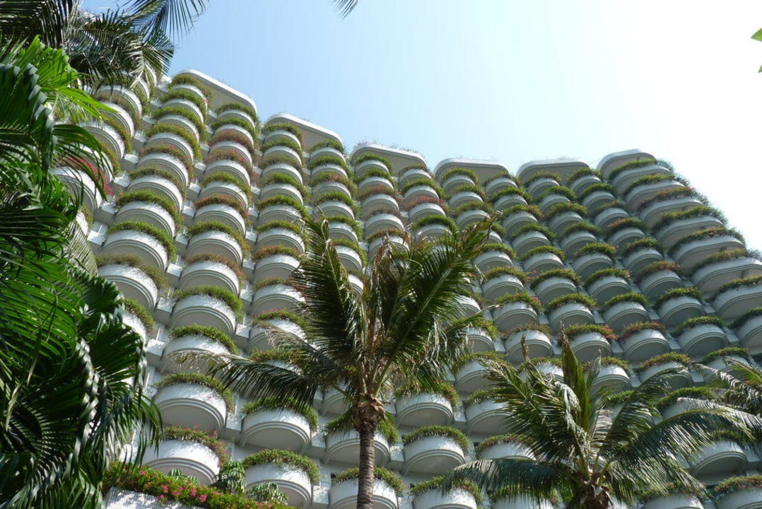 Shangri-La Bangkok Shangri-La Hotel, Bangkok