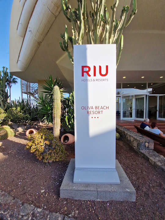 Außenansicht Hotel Riu Oliva Beach - Hotel