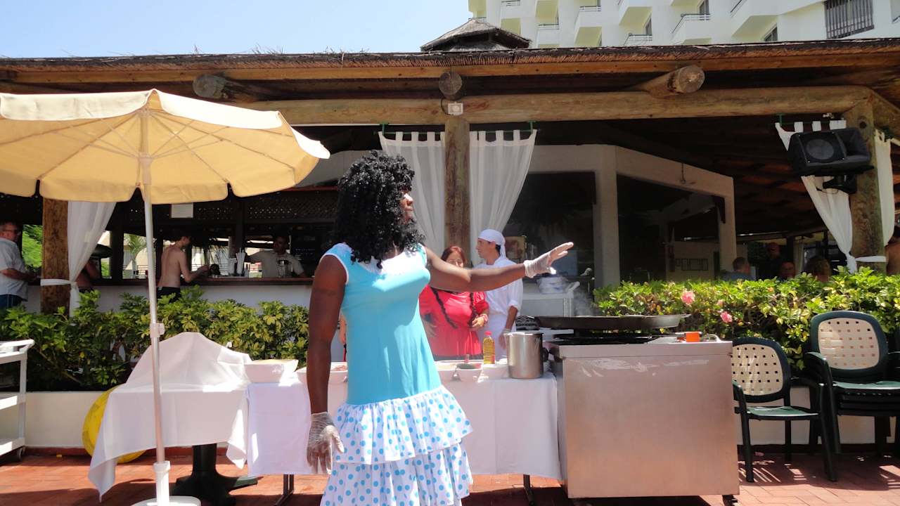 Hôtel H10 Las Palmeras - Le Bar de Piscine H10 Las Palmeras