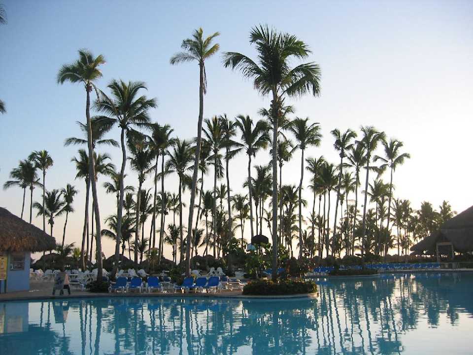 Pool mit Blick in Richtung Stand Royalton Splash Punta Cana