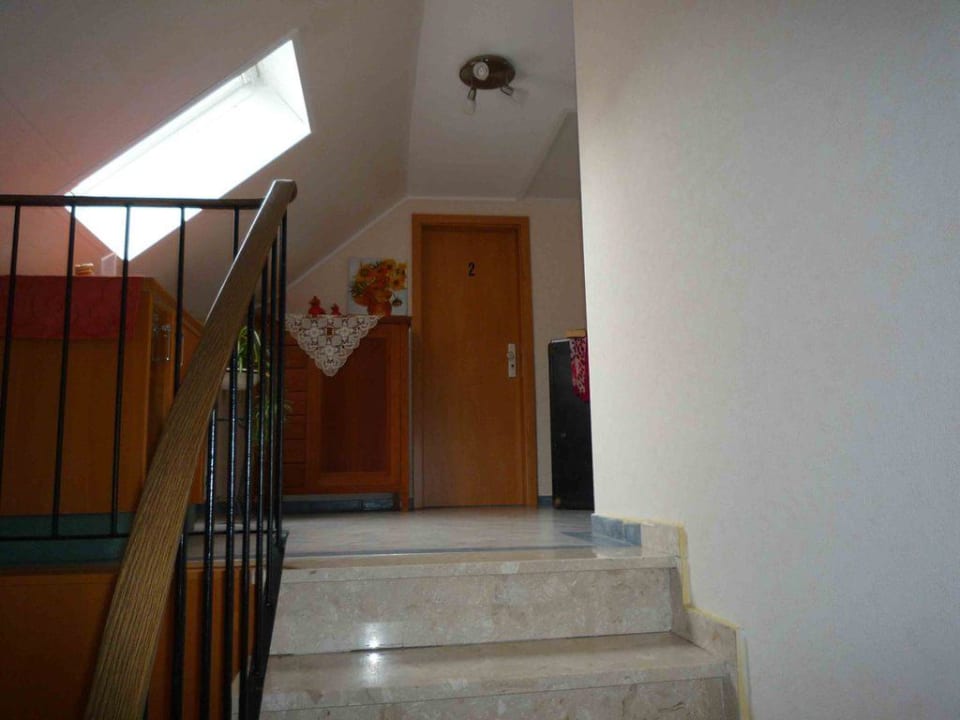 Aufgang zum Zimmer Pension Alt Papenburg