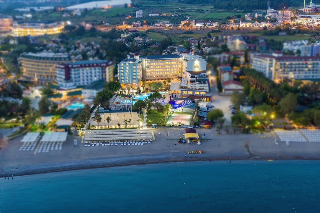 Außenansicht Mira Meridia Beach Hotel