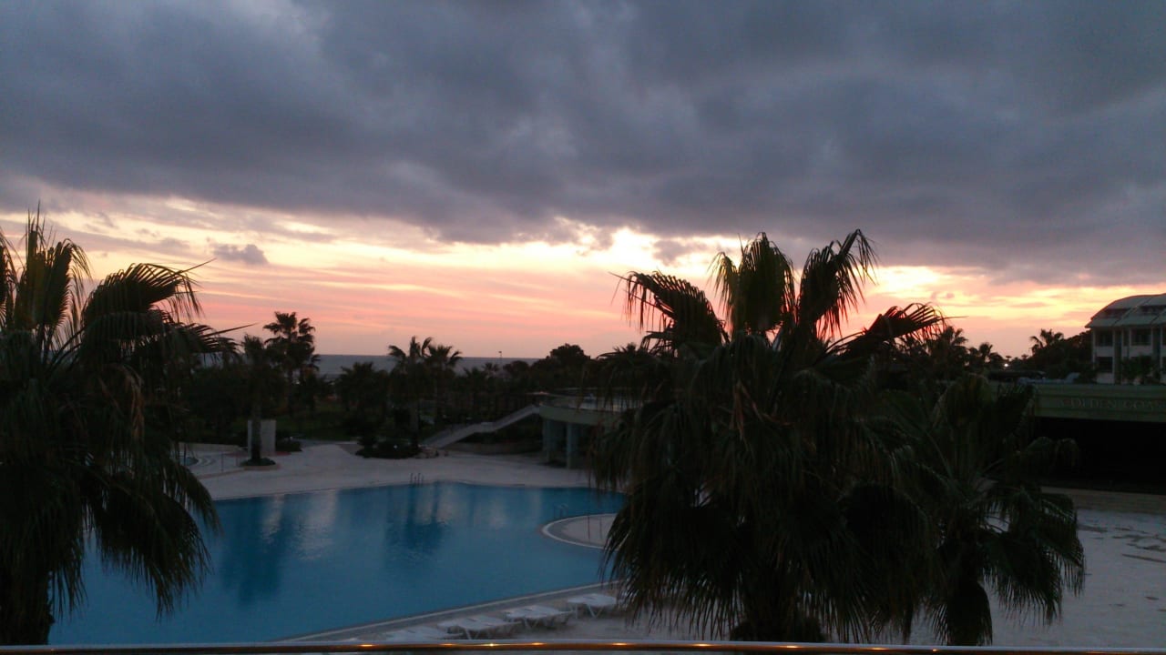 Sonnenuntergang VONRESORT Golden Coast