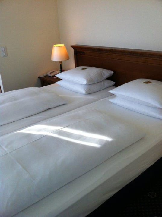 Bett HYPERION Hotel Berlin