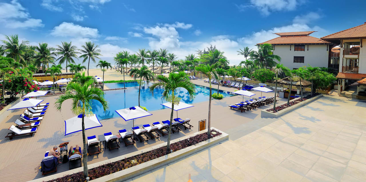 Ocean Pool Furama Resort Danang