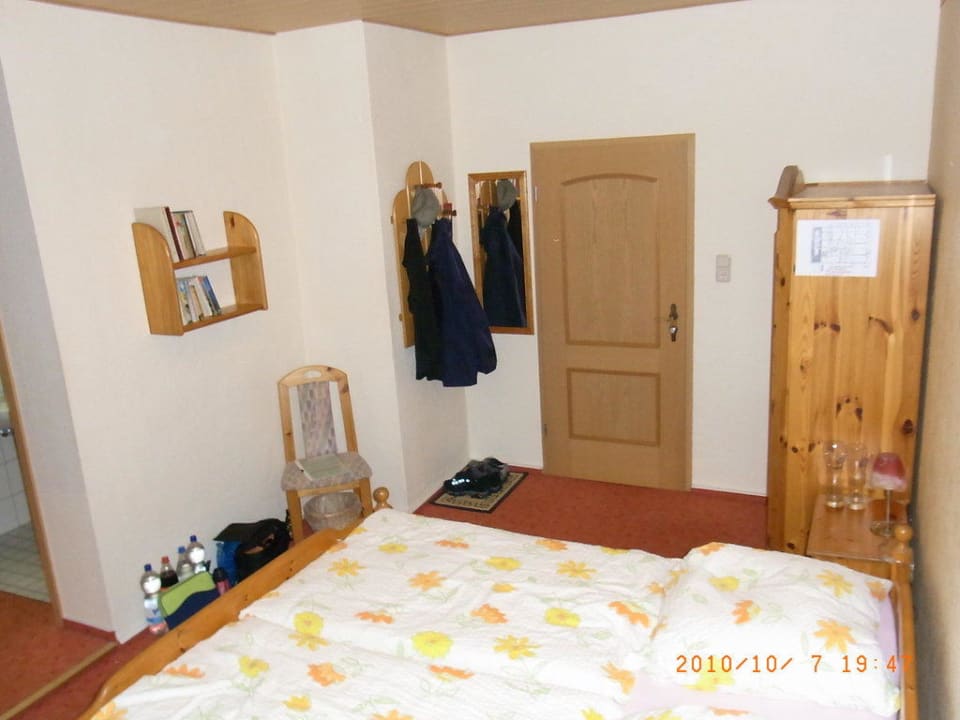 Doppelzimmer mit Balkon Pension Schweizer Hof