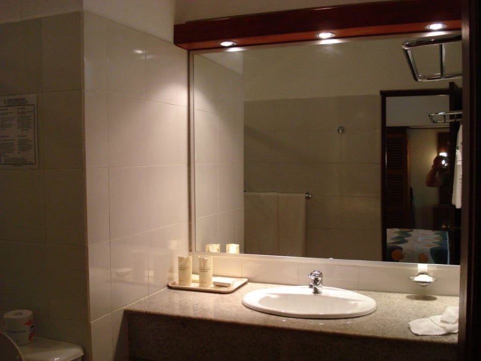 Badezimmer Adaaran Club Rannalhi - All Inclusive