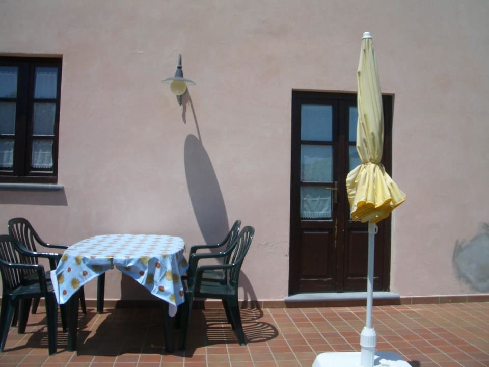 Terrasse/Eingang Hotel Monte a Pescia