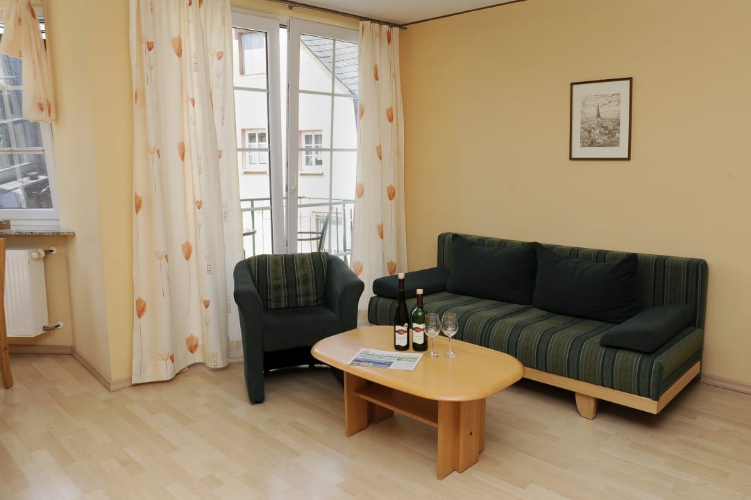 Zimmer Ferienweingut Gutshof Zenz