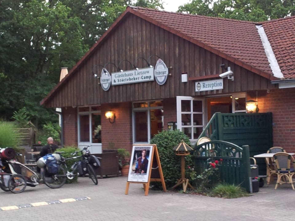 Rezeption mit Restaurant Gästehaus Lietzow