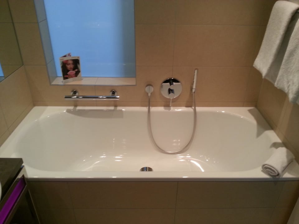 Zimmer 454 - Badewanne Vienna House Andel's Lodz
